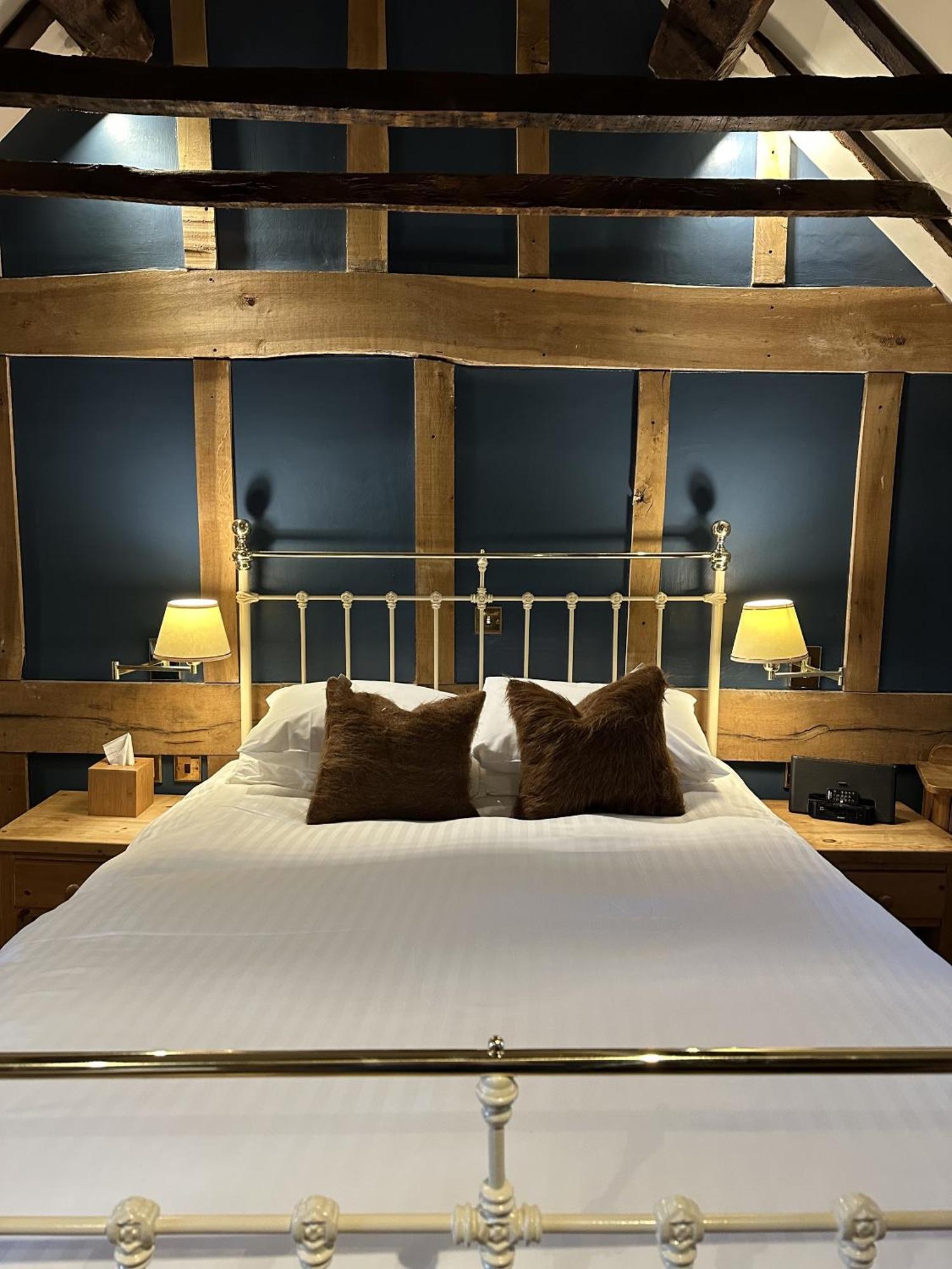 Sebastians Hotel Озуъстри Стая снимка